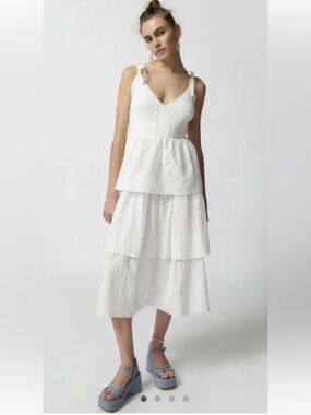 En Saison Croix Feminine Tiered Layered Eyelet Midi Dress Crochet Knit Bodice M